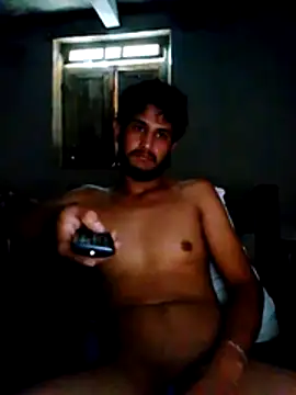Snapshot of CharlyLmv201 chatting on July 17, 2026, 10:58 pm CharlyLmv201 online show from July 17, 2026, 10:58 pm