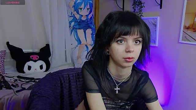TwiggySmith online show from July 4, 2026, 9:48 am