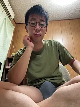 Snapshot of ablele4 chatting on July 24, 2026, 1:42 pm ablele4 online show from July 24, 2026, 1:42 pm