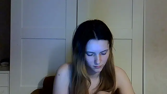 KatteLightX online show from June 4, 2026, 7:42 pm