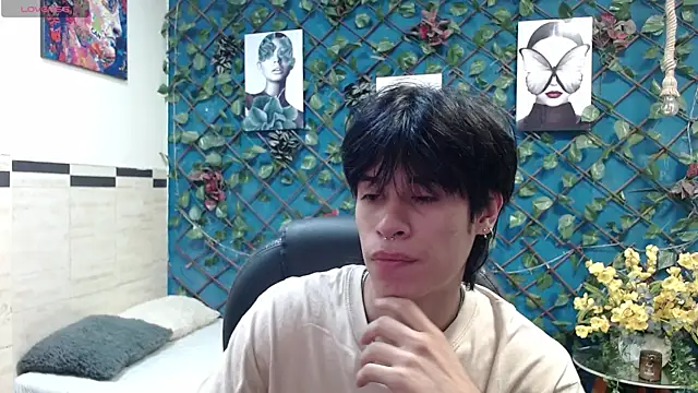 wayath1 online show from June 30, 2026, 11:11 am
