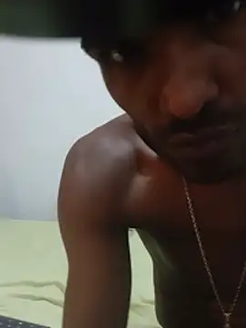 Snapshot of Ryan_chocolate_horny chatting on July 8, 2026, 9:30 pm Ryan chocolate horny online show from July 8, 2026, 9:30 pm