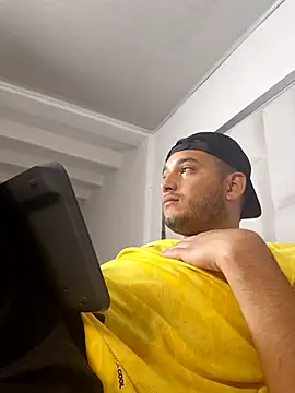 Thiago Stone1 online show from June 28, 2026, 5:46 am