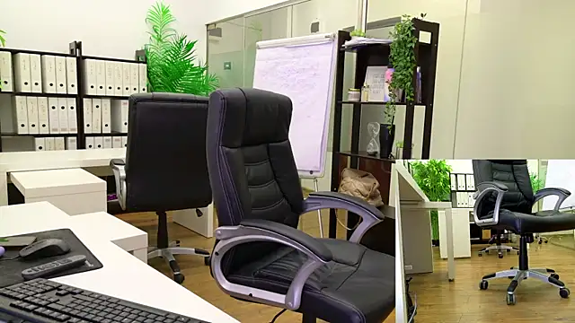 Snapshot of BabesGoWild chatting on October 1, 2025, 4:51 am BabesGoWild online show from October 1, 2025, 4:51 am