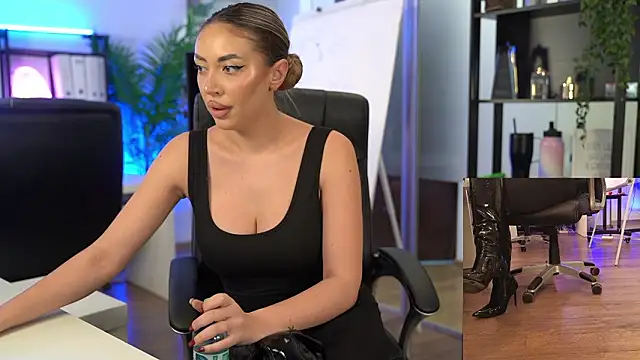 BabesGoWild online show from March 27, 2026, 5:57 am