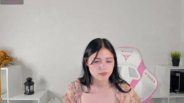 Baby Sunsh1ne  online show from June 25, 2026, 5:34 am