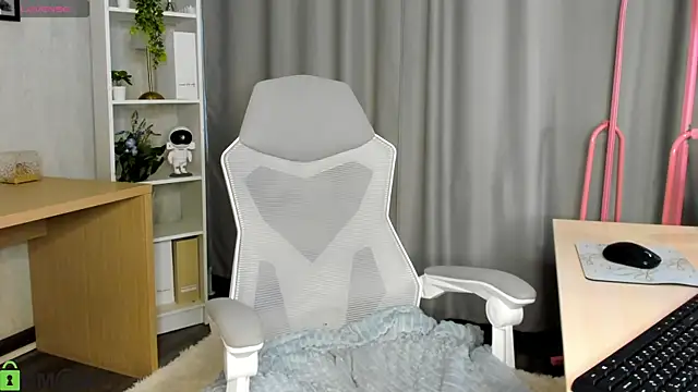 Baby Sunsh1ne  online show from July 14, 2026, 1:08 am