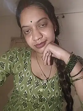 Snapshot of villagebhabhihorny chatting on August 3, 2026, 12:21 pm villagebhabhihorny online show from August 3, 2026, 12:21 pm