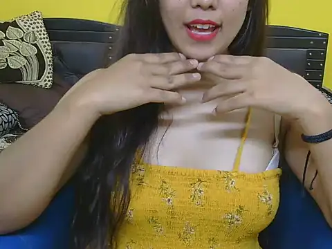 Snapshot of sweety-ritika chatting on June 12, 2026, 6:45 am sweety-ritika online show from June 12, 2026, 6:45 am