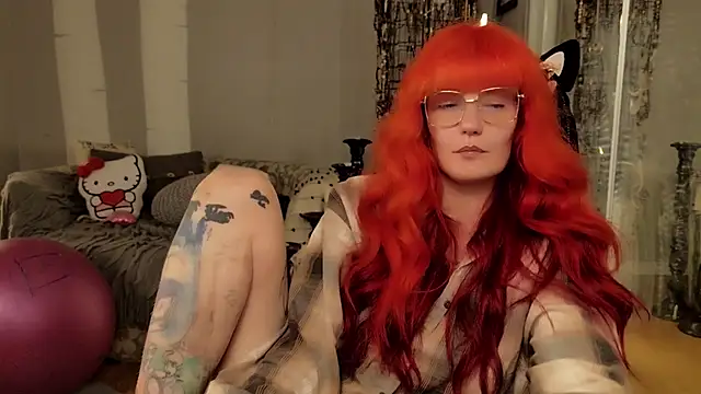 Snapshot of youngmilfBlossom chatting on June 27, 2026, 3:55 am youngmilfBlossom online show from June 27, 2026, 3:55 am