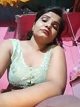 Snapshot of Cut_rani64 chatting on July 16, 2026, 10:27 pm Cut rani64 online show from July 16, 2026, 10:27 pm
