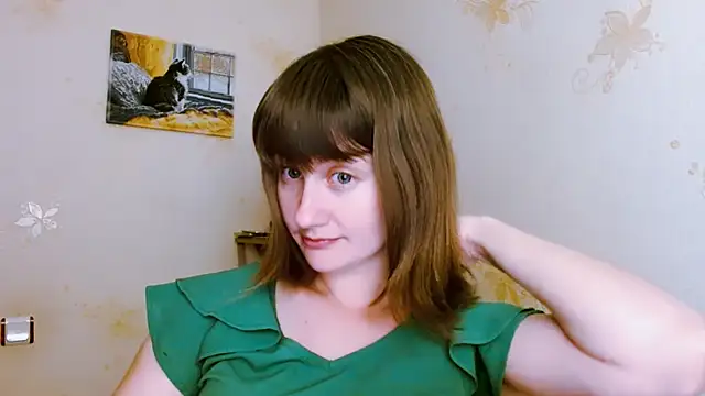Snapshot of AlinaTailor chatting on June 18, 2026, 5:06 pm AlinaTailor online show from June 18, 2026, 5:06 pm