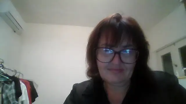 Snapshot of ErikaXShine chatting on July 19, 2026, 7:50 pm ErikaXShine online show from July 19, 2026, 7:50 pm