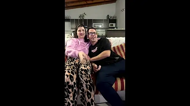 Snapshot of NatuBlanco chatting on June 14, 2026, 3:19 am NatuBlanco online show from June 14, 2026, 3:19 am