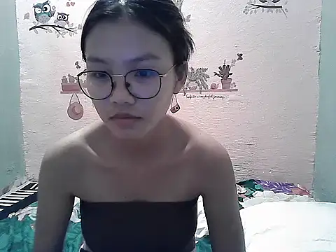 ClassyCrushpinay online show from June 15, 2026, 12:18 pm