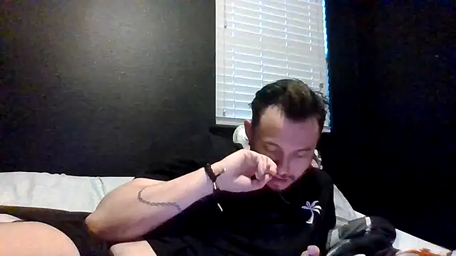 Mikecloudyhawk online show from June 27, 2026, 3:22 am