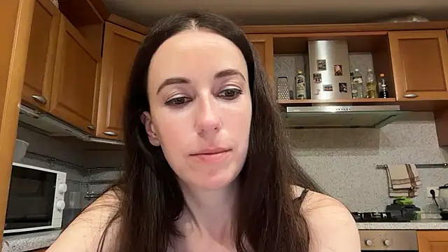 Snapshot of Flamingo_Queen chatting on June 11, 2026, 6:17 pm Flamingo Queen online show from June 11, 2026, 6:17 pm