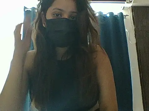 Snapshot of luvruhi chatting on June 10, 2026, 7:51 am luvruhi online show from June 10, 2026, 7:51 am