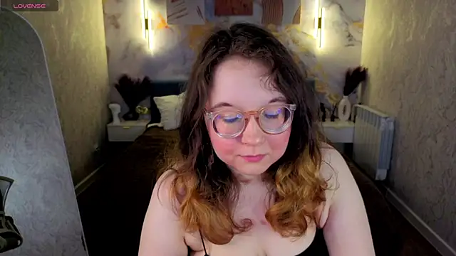 Snapshot of Aleks-casterrr chatting on June 10, 2026, 5:23 pm Aleks-casterrr online show from June 10, 2026, 5:23 pm