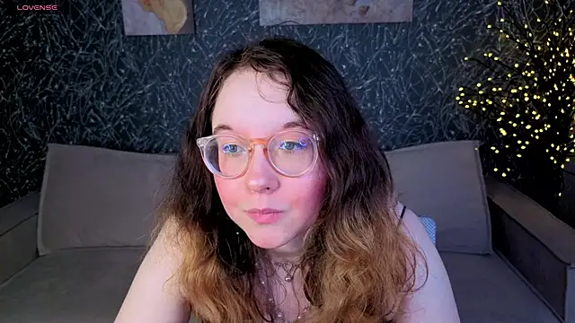 Snapshot of Aleks-casterrr chatting on June 14, 2026, 5:15 pm Aleks-casterrr online show from June 14, 2026, 5:15 pm