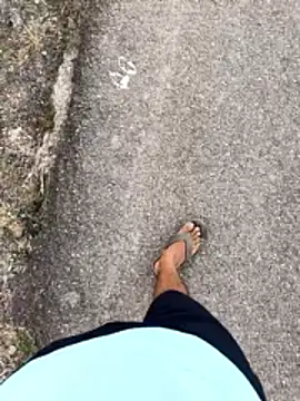 Snapshot of Desindianbull69 chatting on June 28, 2026, 10:43 am Desindianbull69 online show from June 28, 2026, 10:43 am