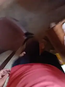 Snapshot of Desindianbull69 chatting on July 20, 2026, 5:11 am Desindianbull69 online show from July 20, 2026, 5:11 am