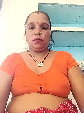 Snapshot of Cute_simmy56 chatting on June 13, 2026, 7:39 am Cute simmy56 online show from June 13, 2026, 7:39 am