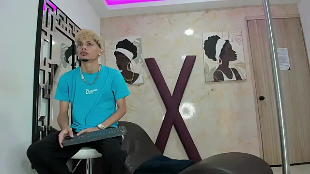 Snapshot of Hot_skinny_guys chatting on July 13, 2026, 7:16 pm Hot skinny guys online show from July 13, 2026, 7:16 pm