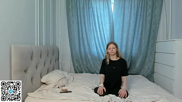 Snapshot of Janet_Johnson chatting on June 23, 2026, 9:07 am Janet Johnson online show from June 23, 2026, 9:07 am