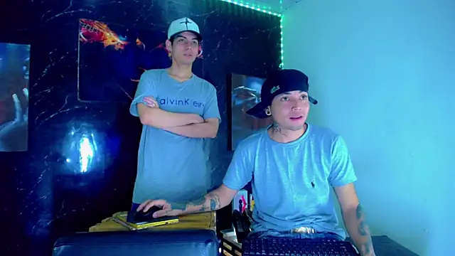 Snapshot of TheShamefulBoys chatting on June 19, 2026, 9:07 pm TheShamefulBoys online show from June 19, 2026, 9:07 pm