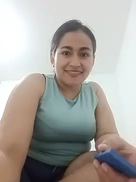 Carolina Velez pm online show from July 4, 2026, 2:51 am