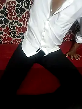 Lawrencedlkk007 online show from March 3, 2025, 1:53 pm