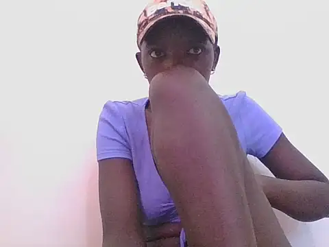 ebonypetite2 online show from June 27, 2026, 12:22 pm