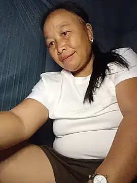 lylylai online show from July 28, 2026, 9:14 pm