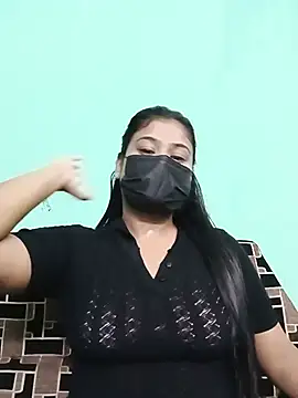 Snapshot of Sweathatamil chatting on June 23, 2026, 4:27 pm Sweathatamil online show from June 23, 2026, 4:27 pm