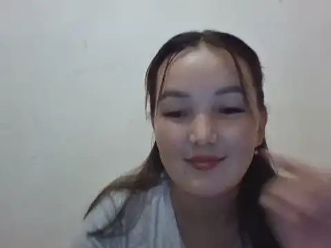 Snapshot of AnelyaMaya chatting on June 17, 2026, 7:04 pm AnelyaMaya online show from June 17, 2026, 7:04 pm