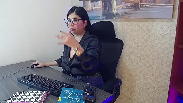 Snapshot of Brenda_Levine chatting on July 19, 2026, 11:36 am Brenda Levine online show from July 19, 2026, 11:36 am