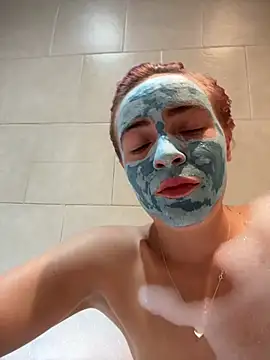 Riosweetx online show from June 11, 2026, 8:51 pm