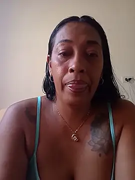Snapshot of candelahot10 chatting on June 20, 2026, 2:53 pm candelahot10 online show from June 20, 2026, 2:53 pm