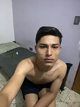 Snapshot of Antoni150906 chatting on July 12, 2026, 8:49 am Antoni150906 online show from July 12, 2026, 8:49 am