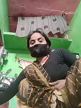 Snapshot of Kamni_cutee chatting on June 12, 2026, 2:21 am Kamni cutee online show from June 12, 2026, 2:21 am