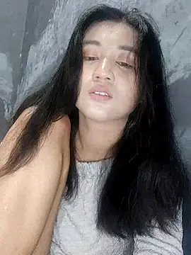 Snapshot of Rayya_4yy chatting on July 11, 2026, 10:18 am Rayya 4yy online show from July 11, 2026, 10:18 am