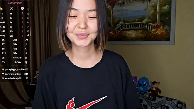Snapshot of PeachyNoirra chatting on June 12, 2026, 5:01 pm PeachyNoirra online show from June 12, 2026, 5:01 pm