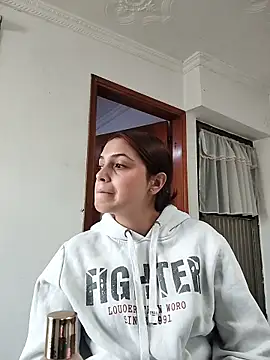 Snapshot of ScarletCherry7 chatting on June 16, 2026, 1:36 pm ScarletCherry7 online show from June 16, 2026, 1:36 pm