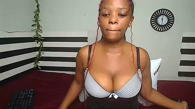 Snapshot of FreakyNubian chatting on July 8, 2026, 5:06 pm FreakyNubian online show from July 8, 2026, 5:06 pm