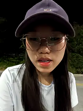 xiaomin666 online show from July 23, 2026, 5:11 pm