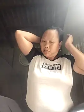 Chily-yy online show from June 29, 2026, 3:57 am