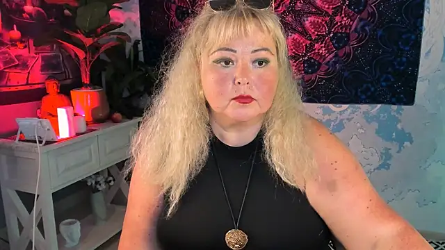 Snapshot of EvaMurller chatting on July 17, 2026, 9:38 am EvaMurller online show from July 17, 2026, 9:38 am
