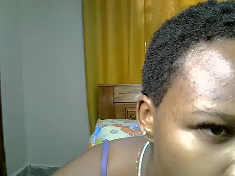 Snapshot of Blaqlova chatting on July 14, 2026, 6:18 am Blaqlova online show from July 14, 2026, 6:18 am