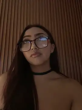 Snapshot of Cattleya_Love chatting on July 3, 2026, 9:21 pm Cattleya Love online show from July 3, 2026, 9:21 pm